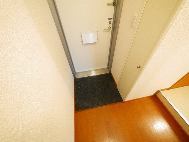 玄関　落ち着いた玄関です