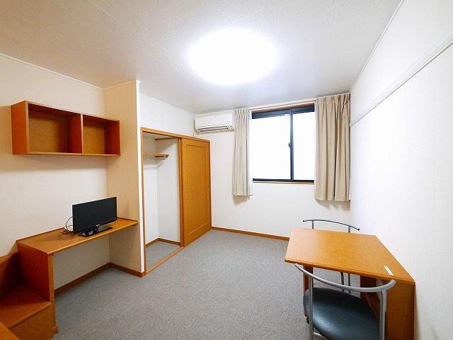 居室・リビング　ゆったりとした居間です