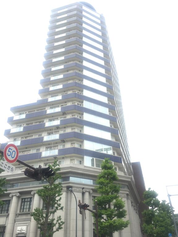 Dグラフォート横浜クルージングタワーの建物外観