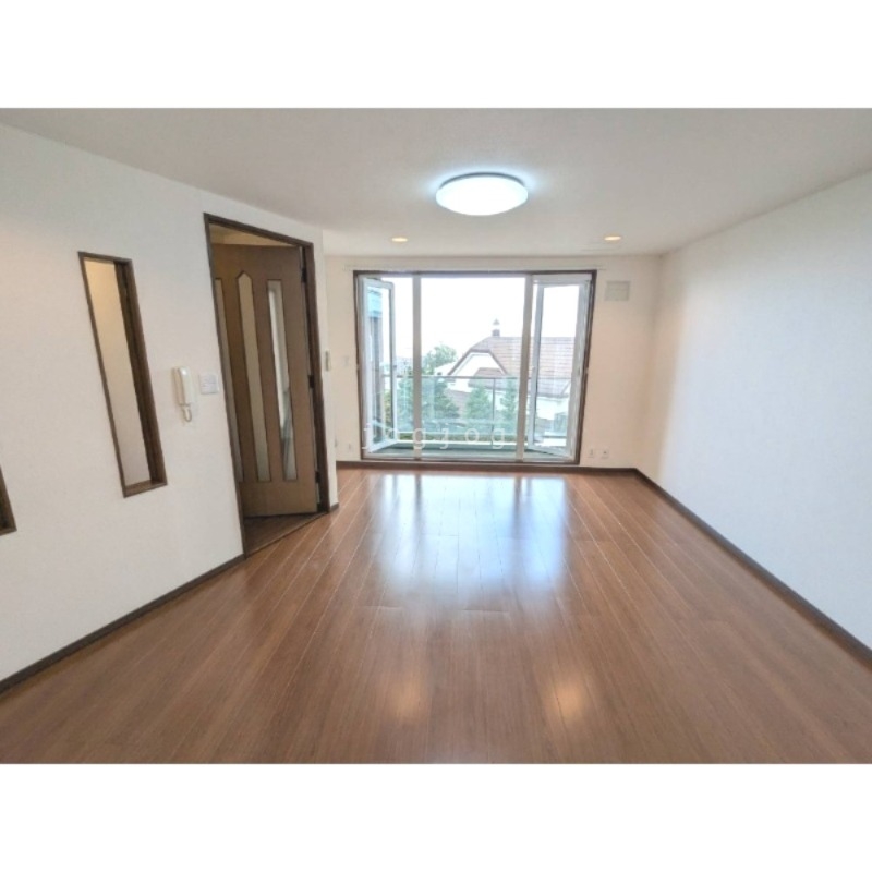 居室・リビング　二階