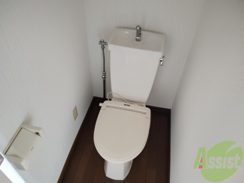 トイレ　お手洗いは程よい広さで落ち着く感じでした。