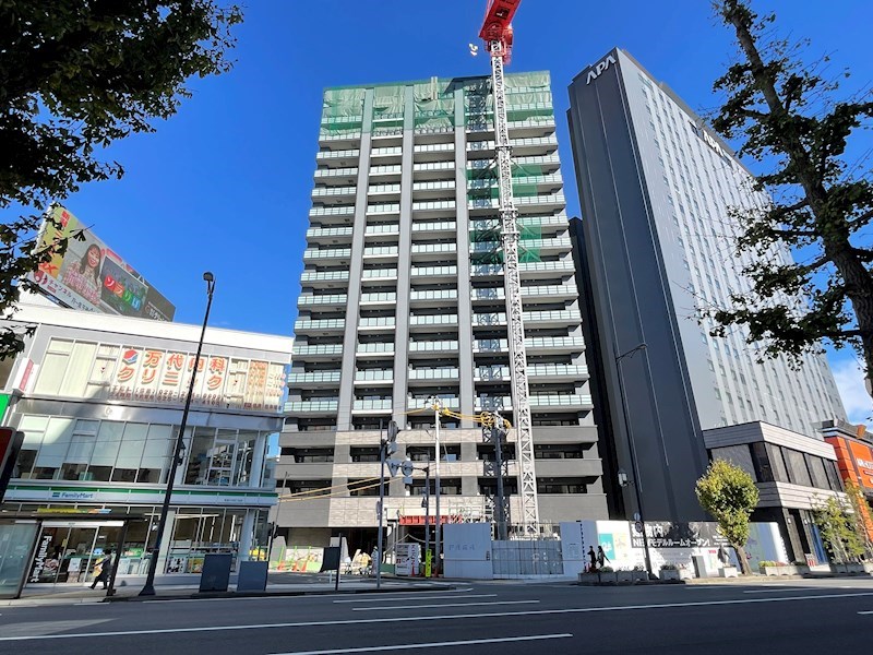 【ザ・プレミア新潟駅万代の建物外観】