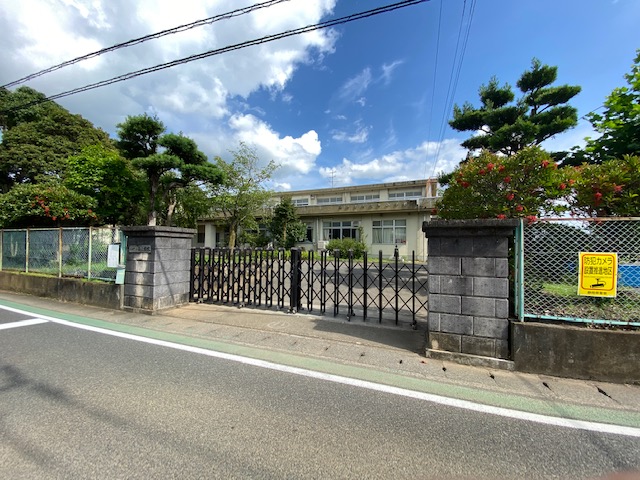 【シティーパレスカキシマの小学校】