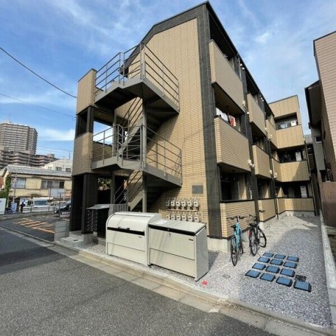 荒川区南千住のアパートの建物外観