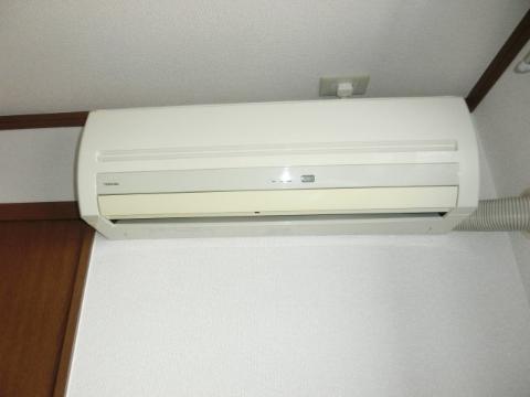 ヴィーブル茨木　その他設備　エアコン