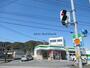 コンビニ　ファミリーマート諫早多良見店（コンビニ）まで520m