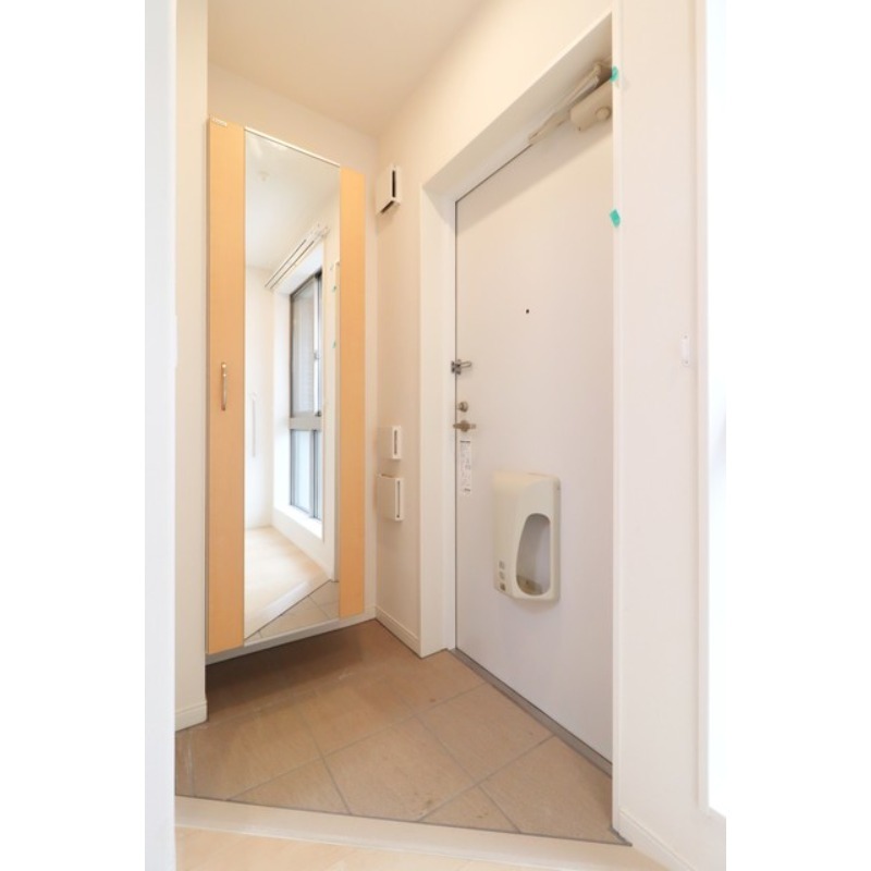 玄関　図面と現状に相違がある場合には現状を優先