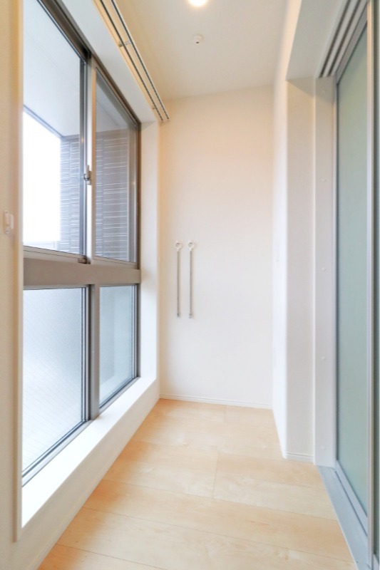 バルコニー　図面と現状に相違がある場合には現状を優先