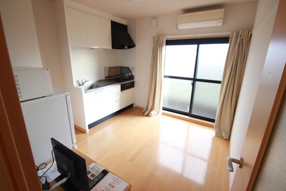 居室・リビング　※別部屋の写真です