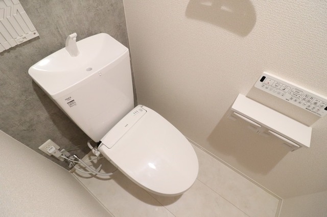 トイレ　同仕様参考写真