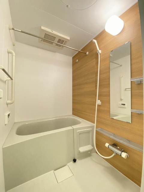 バス・シャワールーム　同物件別室のイメージ写真
