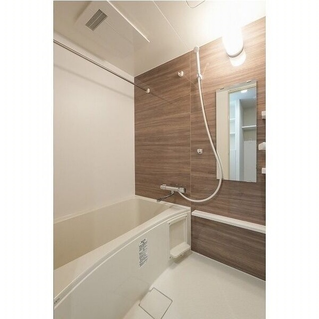 バス・シャワールーム　バスルーム