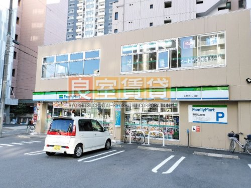 コンビニ　ファミリーマート上前津二丁目店（コンビニ）まで76m