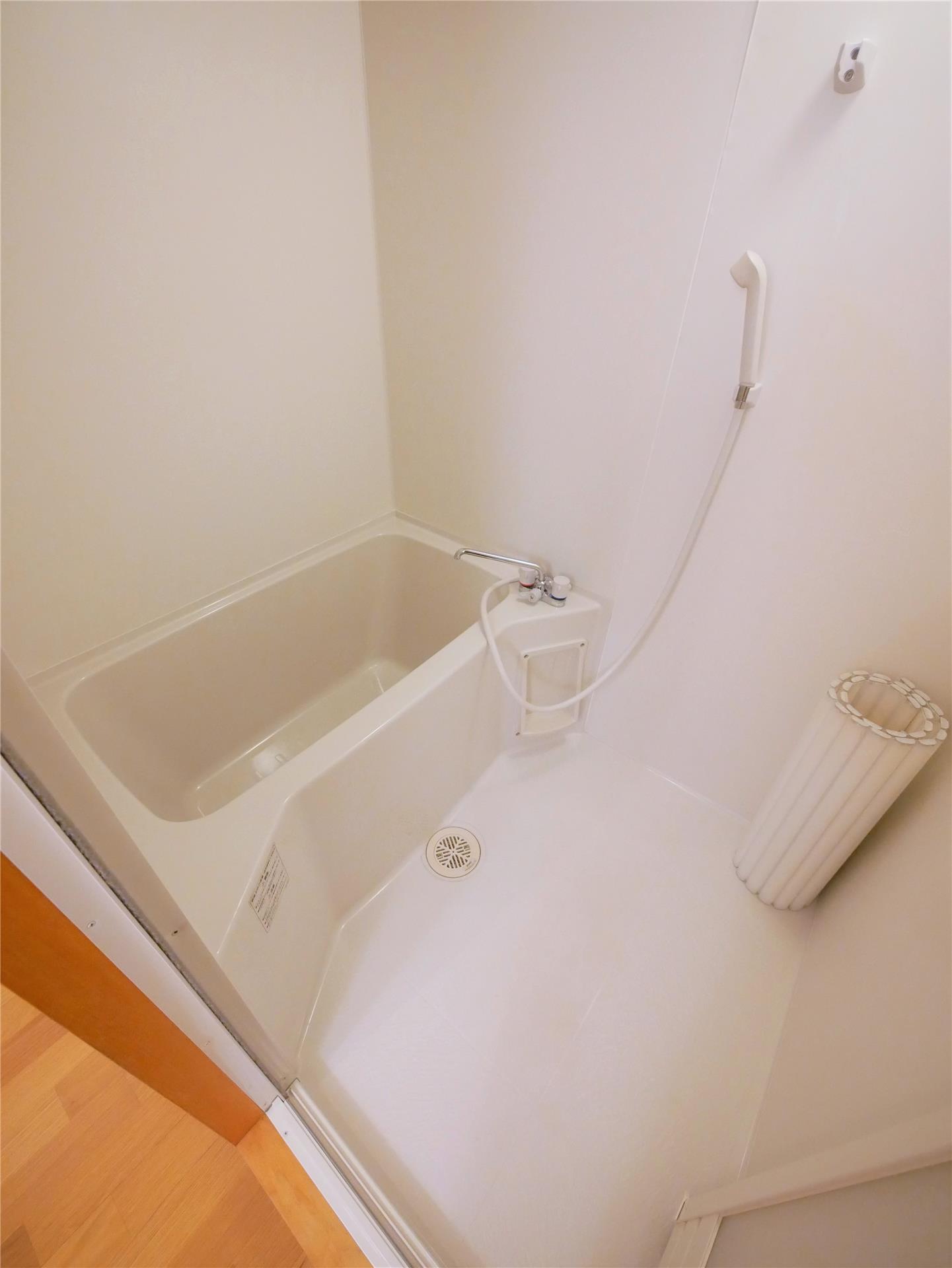 バス・シャワールーム　※モデルルーム写真の為、入居時家具・備品等はついてきません※