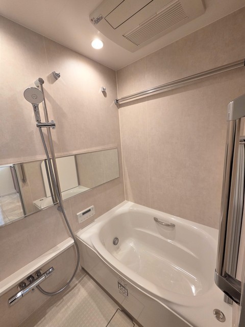 バス・シャワールーム　浴室乾燥機付