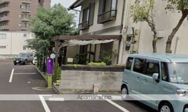 飲食店　川東菓子店（飲食店）まで147m