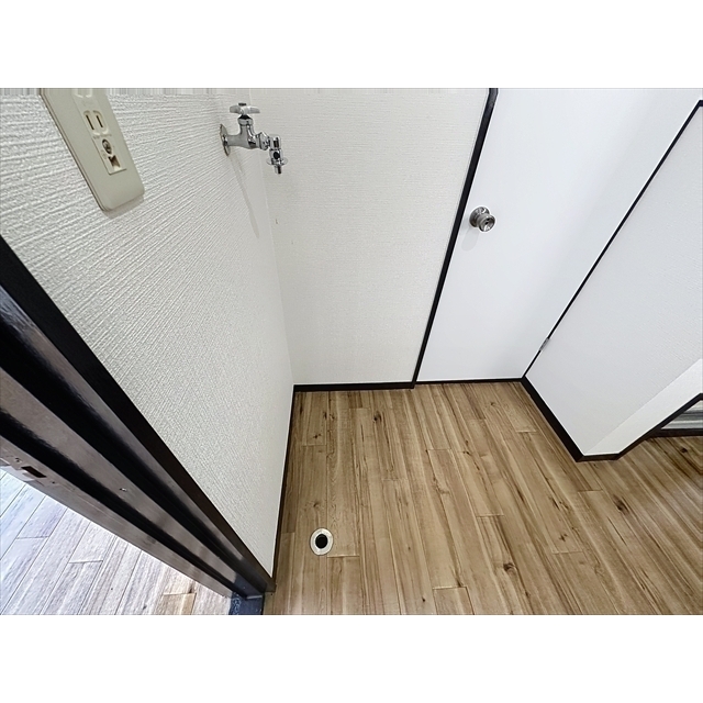 その他部屋・スペース　洗濯機も室内に置けて便利