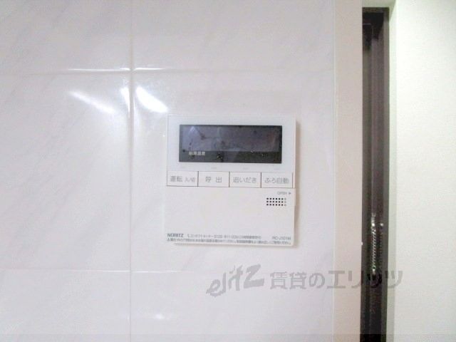 その他　給湯器リモコン