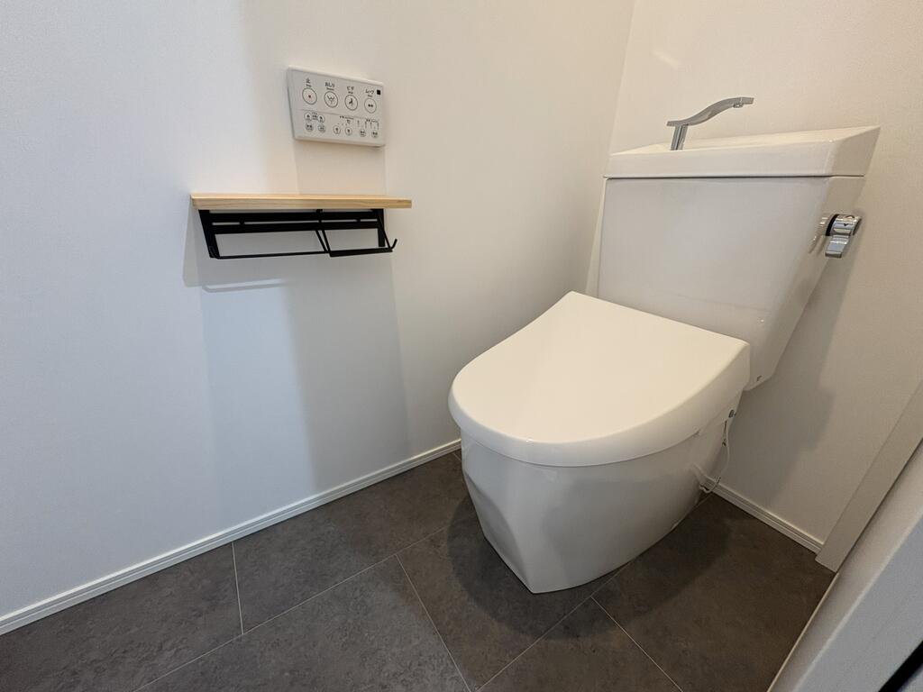 トイレ　落ち着ける快適なトイレスペース