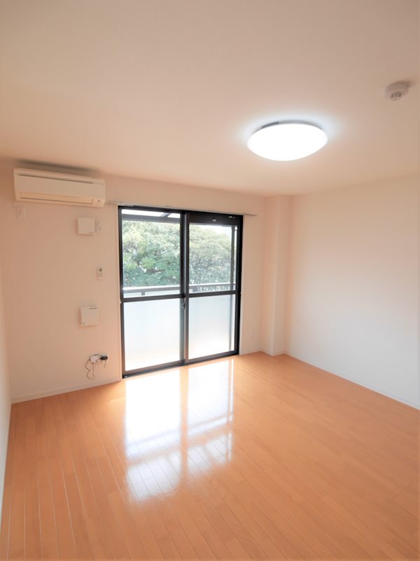 居室・リビング　洋室8.4帖