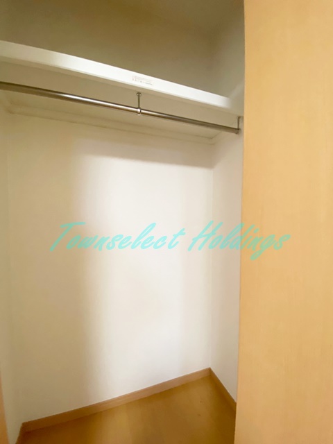 収納　ポール付きで使い勝手の良いクローゼット♪