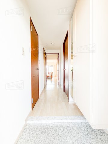 玄関　シューズボックス付きの玄関☆