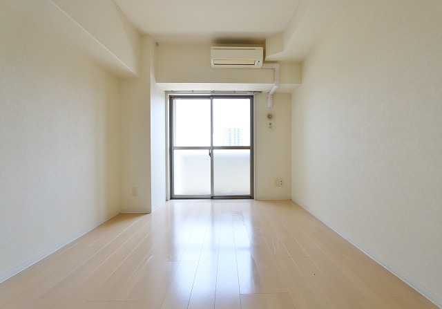 居室・リビング　開放感あるお部屋です