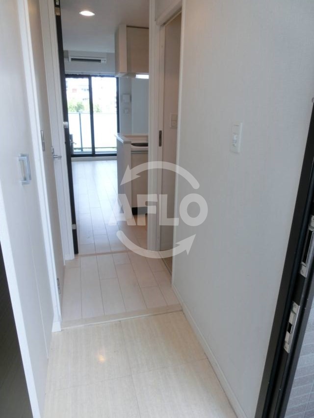 玄関　レオンコンフォート難波ブラン　玄関