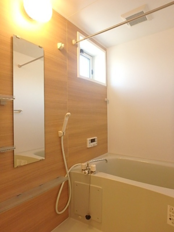 バス・シャワールーム　図面と現状に相違がある場合には現状を優先