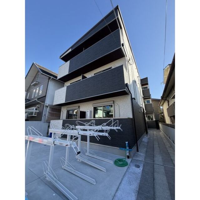 建物外観　クレスト高安