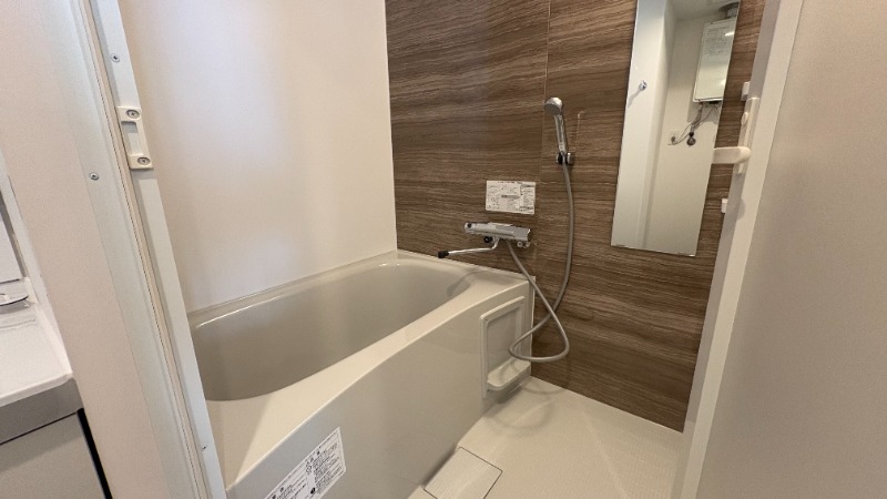 バス・シャワールーム　バスルーム