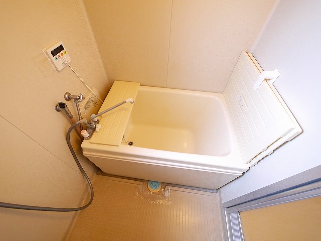 バス・シャワールーム　日々の疲れを癒すお風呂付です