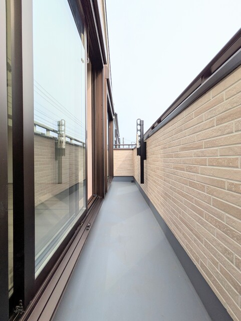 バルコニー　バルコニーです♪