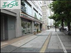 コンビニ　セブンイレブン岡山柳1丁目店（コンビニ）まで412m