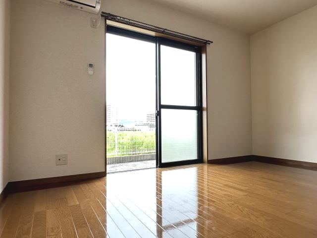 居室・リビング　同仕様