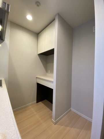 キッチン　コンパクトなキッチンで掃除もラクラク