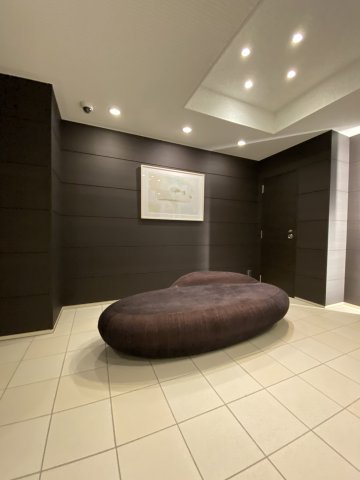 ロビー　落ち着いたロビーです