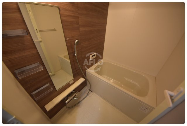バス・シャワールーム　アフィーノ　浴室