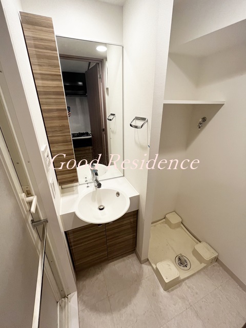 洗面設備　【人気の築浅物件です！】新線開通で注目エリア♪