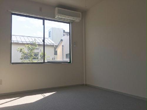 居室・リビング　備品は部屋ごとに異なります。