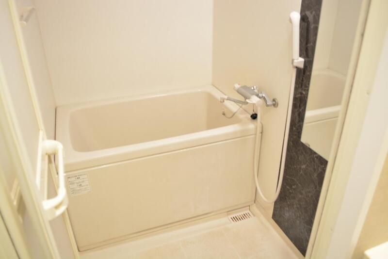 バス・シャワールーム　綺麗なお風呂が入ってます。