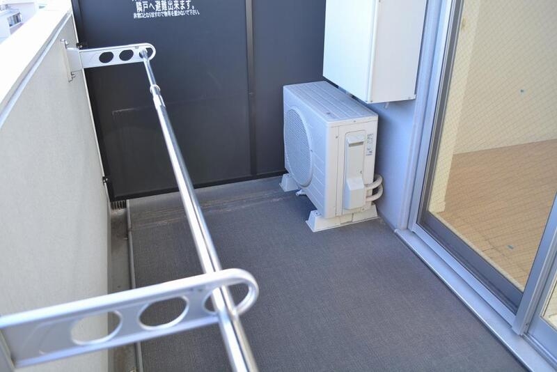 バルコニー　広々バルコニーですよ。