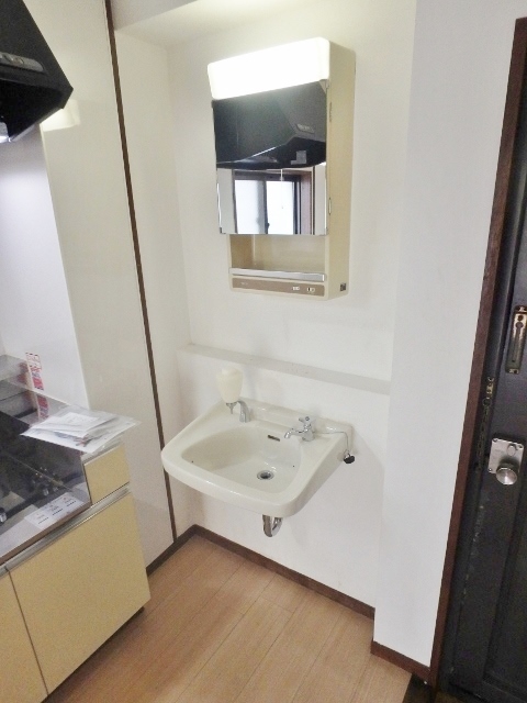 洗面設備　別号室の参考写真です。
