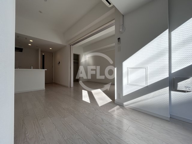 その他部屋・スペース　M－RESIDENCE新大阪Garden　リビング