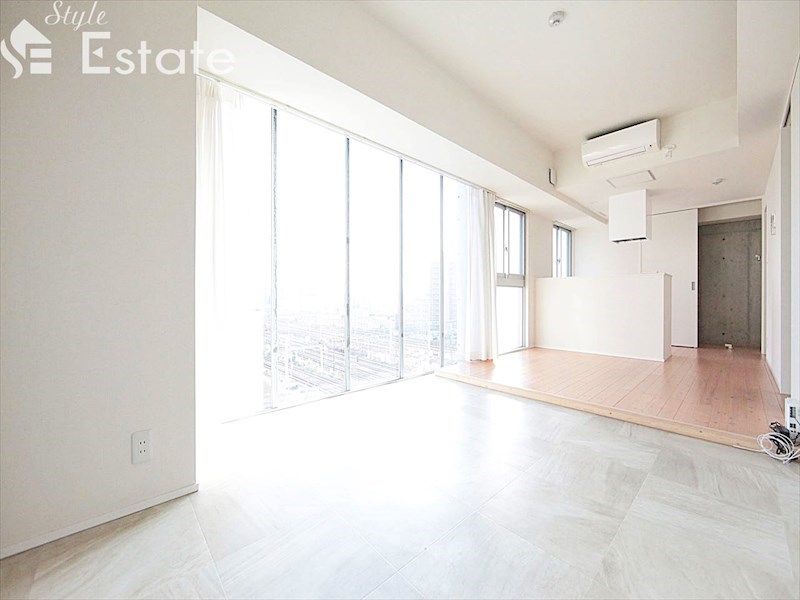 居室・リビング　内装