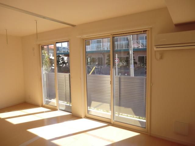 居室・リビング　開放的に使える間取り