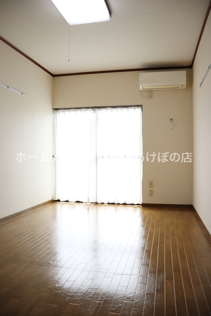 居室・リビング　同型別部屋