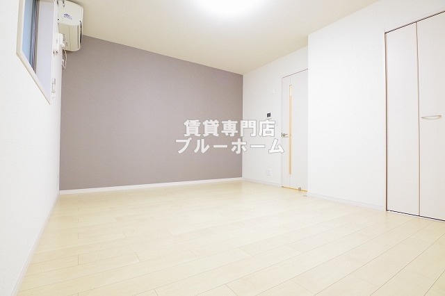 居室・リビング　9.5帖の広いお部屋！