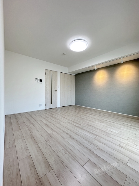 居室・リビング　間接照明付きで空間を演出♪