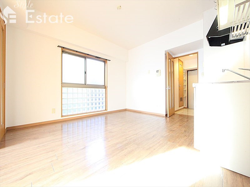 居室・リビング　内装